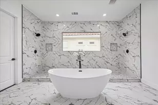 3209 McCulloch Cir, Houston, TX 77056 - Photo 26