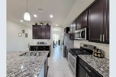610 Autumn Flats Way, Rosharon, TX 77583 - Photo 6