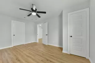 10705 Munn St, Houston, TX 77029 - Photo 10