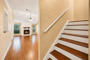 13882 Hollowgreen Dr, Houston, TX 77082 - Photo 8