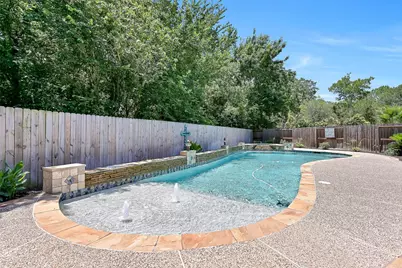 2304 Halls Creek Court, Friendswood, TX 77546 - Photo 38