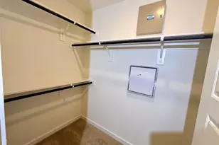 3202 Emerald Hills Dr, Angleton, TX 77515 - Photo 4