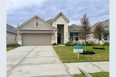 3202 Emerald Hills Dr, Angleton, TX 77515 - Photo 2