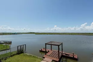 4702 Bayou Ln, Hitchcock, TX 77563 - Photo 32