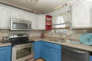 4702 Bayou Ln, Hitchcock, TX 77563 - Photo 14