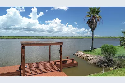 4702 Bayou Lane, Hitchcock, TX 77563 - Photo 36