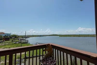 4702 Bayou Lane, Hitchcock, TX 77563 - Photo 34