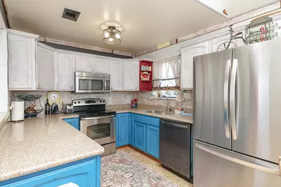 4702 Bayou Lane, Hitchcock, TX 77563 - Photo 8