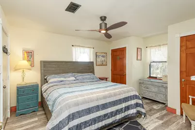 4702 Bayou Lane, Hitchcock, TX 77563 - Photo 22