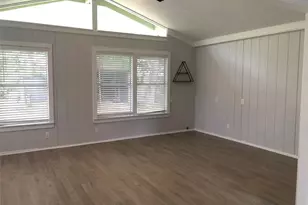 710 Fahrenthold St, El Campo, TX 77437 - Photo 8