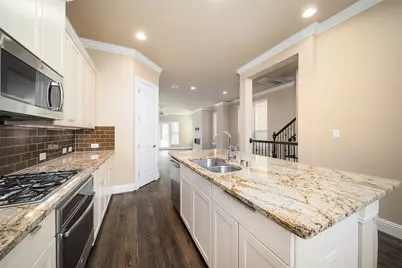 1231 Creekside Acres Court, Houston, TX 77008 - Photo 10
