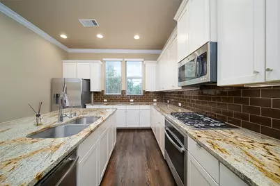 1231 Creekside Acres Court, Houston, TX 77008 - Photo 8