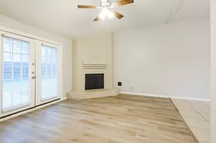 1010 Hickory Post Ct, Tomball, TX 77375 - Photo 4