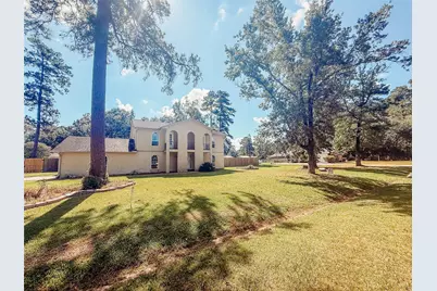 2206 Roman Forest Boulevard, New Caney, TX 77357 - Photo 2