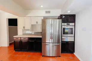 2206 Roman Forest Blvd, New Caney, TX 77357 - Photo 4