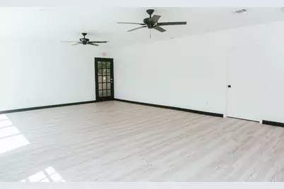 2513 Avenue H, Rosenberg, TX 77471 - Photo 4