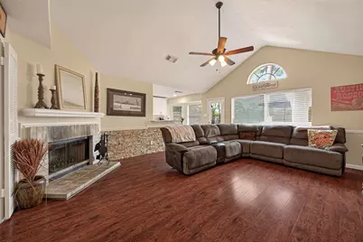 17826 Seven Pines Drive, Spring, TX 77379 - Photo 10