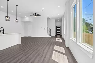 2303 Staples St, Houston, TX 77026 - Photo 8