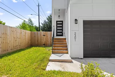 2303 Staples Street, Houston, TX 77026 - Photo 4
