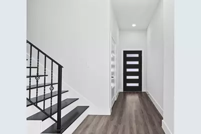 2303 Staples Street, Houston, TX 77026 - Photo 6