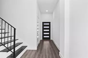 2303 Staples St, Houston, TX 77026 - Photo 6