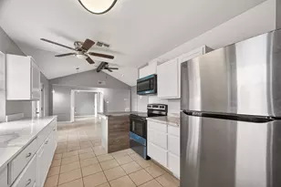 11927 Flushing Meadows Dr, Houston, TX 77089 - Photo 12