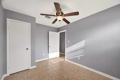 11927 Flushing Meadows Drive, Houston, TX 77089 - Photo 22