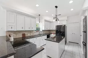 29 Tanager Trail, The Woodlands, TX 77381 - Photo 4