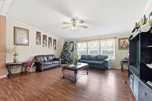 1017 Woodland St, Channelview, TX 77530 - Photo 4