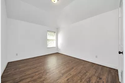 2910 Silhouette Bay, Pearland, TX 77584 - Photo 18
