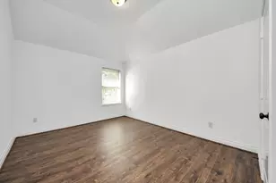 2910 Silhouette Bay, Pearland, TX 77584 - Photo 18