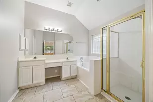 2326 Mills Creek Dr, Houston, TX 77339 - Photo 6