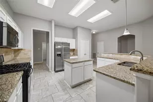 2326 Mills Creek Dr, Houston, TX 77339 - Photo 4