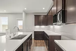 2971 Pk Hl Ln, Stafford, TX 77477 - Photo 8