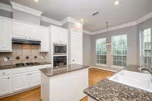 2806 Bering Dr, Houston, TX 77057 - Photo 12