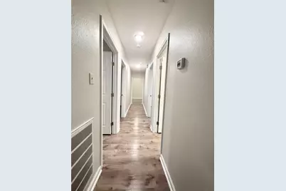 140 Huisache Street, Lake Jackson, TX 77566 - Photo 8