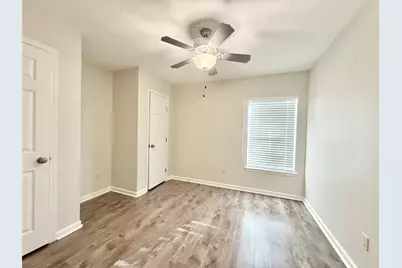 140 Huisache Street, Lake Jackson, TX 77566 - Photo 18