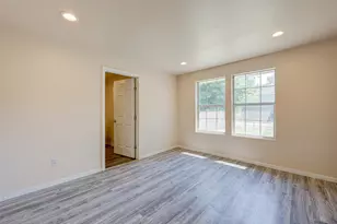 8709 Knox St, Houston, TX 77088 - Photo 18