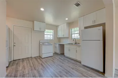 8709 Knox Street, Houston, TX 77088 - Photo 22