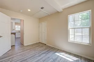 8709 Knox St, Houston, TX 77088 - Photo 30