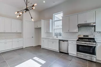 8926 Spring Knoll Forest Drive, Houston, TX 77080 - Photo 6