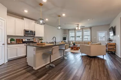 2230 Sand Lily Drive, Texas City, TX 77568 - Photo 2