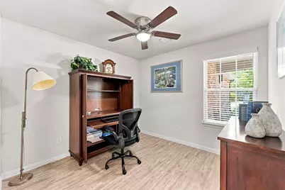201 Flaxen Chestnut, The Woodlands, TX 77382 - Photo 6