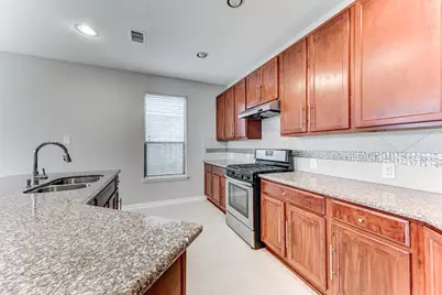 4706 Mint Trail, Houston, TX 77066 - Photo 16
