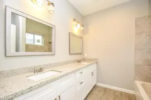 7941 Sparta St, Houston, TX 77028 - Photo 24