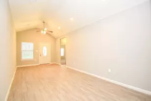 7941 Sparta St, Houston, TX 77028 - Photo 8