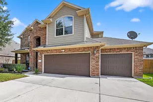 2047 Brodie Ln, Conroe, TX 77301 - Photo 2