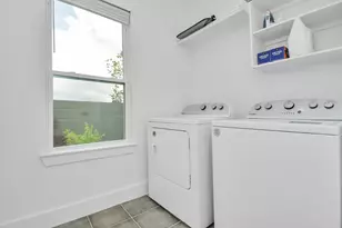 4605 Stassen St, Houston, TX 77051 - Photo 8