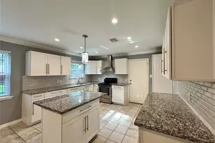 2206 S Houston Rd, Pasadena, TX 77502 - Photo 2