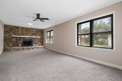 1225 3rd Avenue N, Texas City, TX 77590 - Photo 14